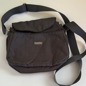 Baggallini Small Gray Nylon Crossbody